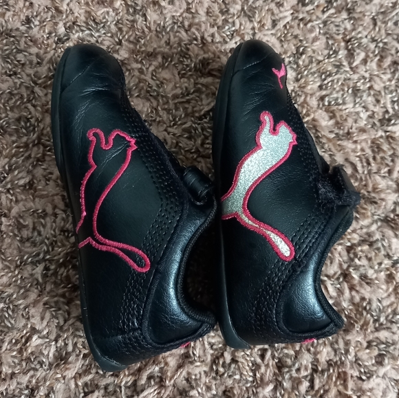 Puma Black & Pink Sneakers - Picture 3 of 7